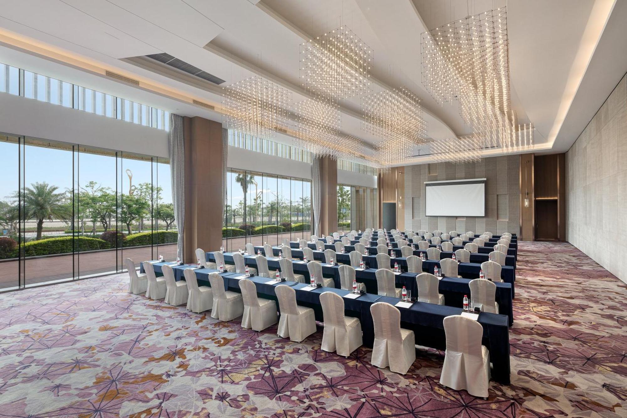 Crowne Plaza Beihai Silver Beach By Ihg Exterior photo