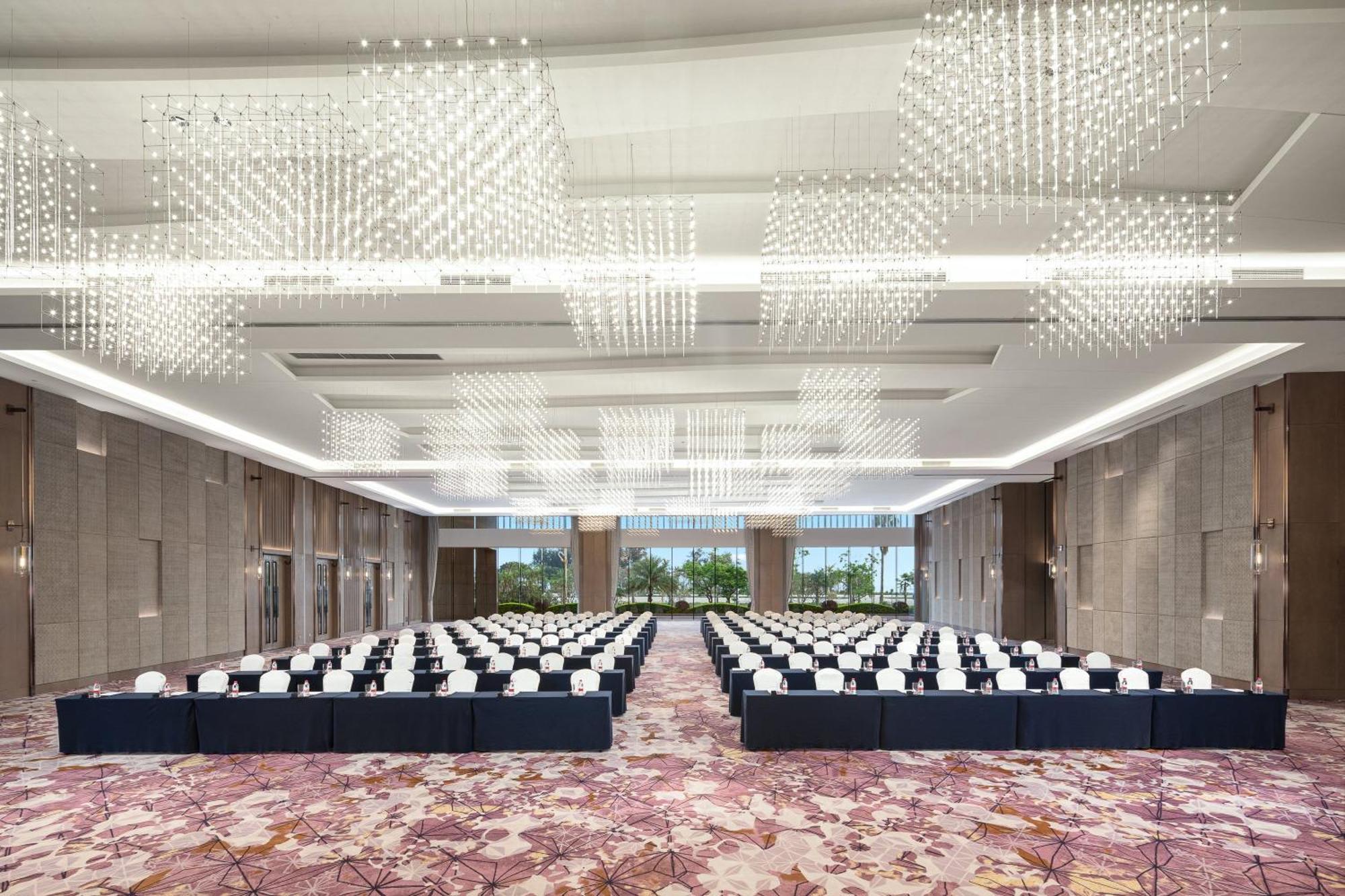 Crowne Plaza Beihai Silver Beach By Ihg Exterior photo