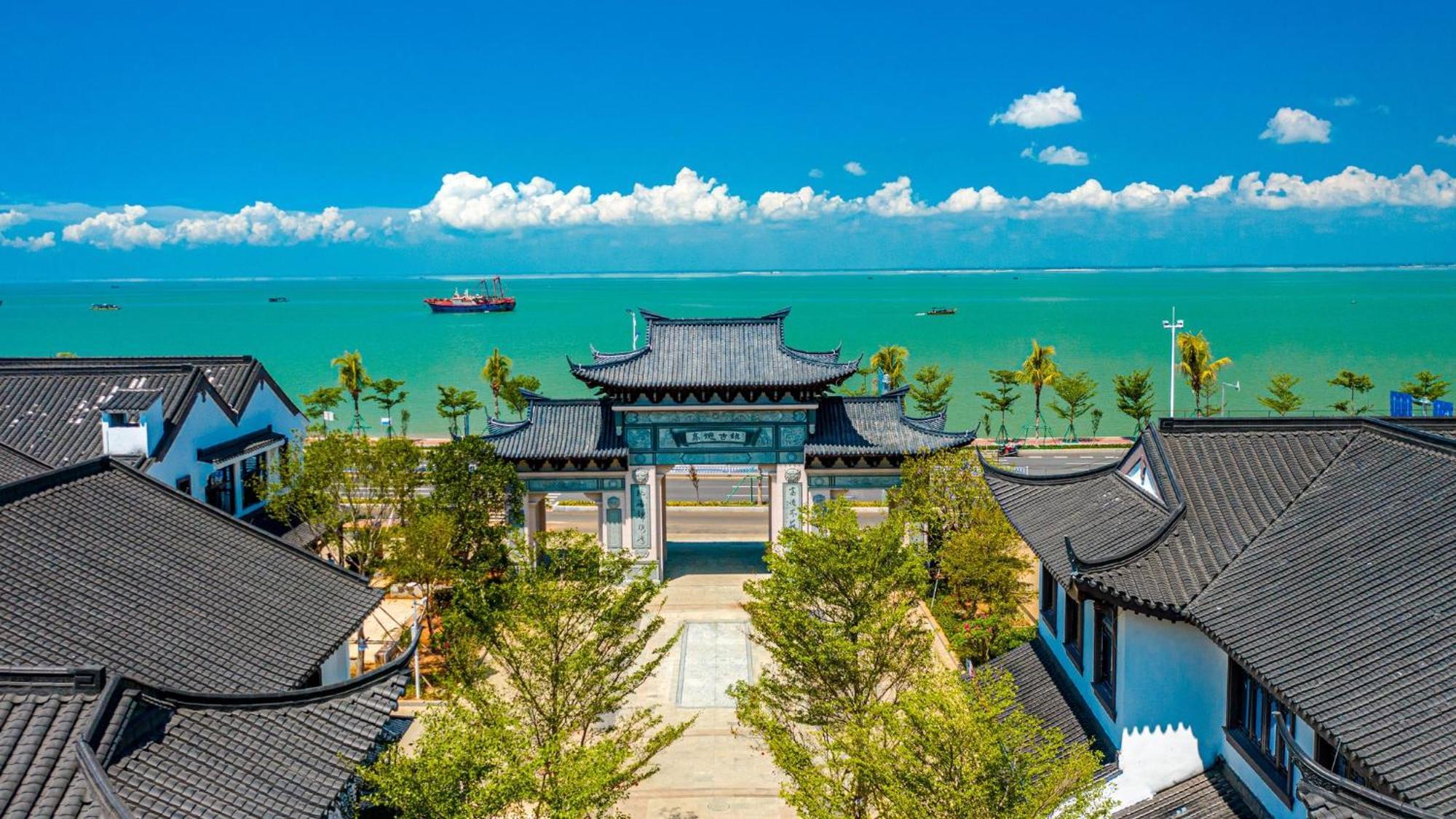 Crowne Plaza Beihai Silver Beach By Ihg Exterior photo
